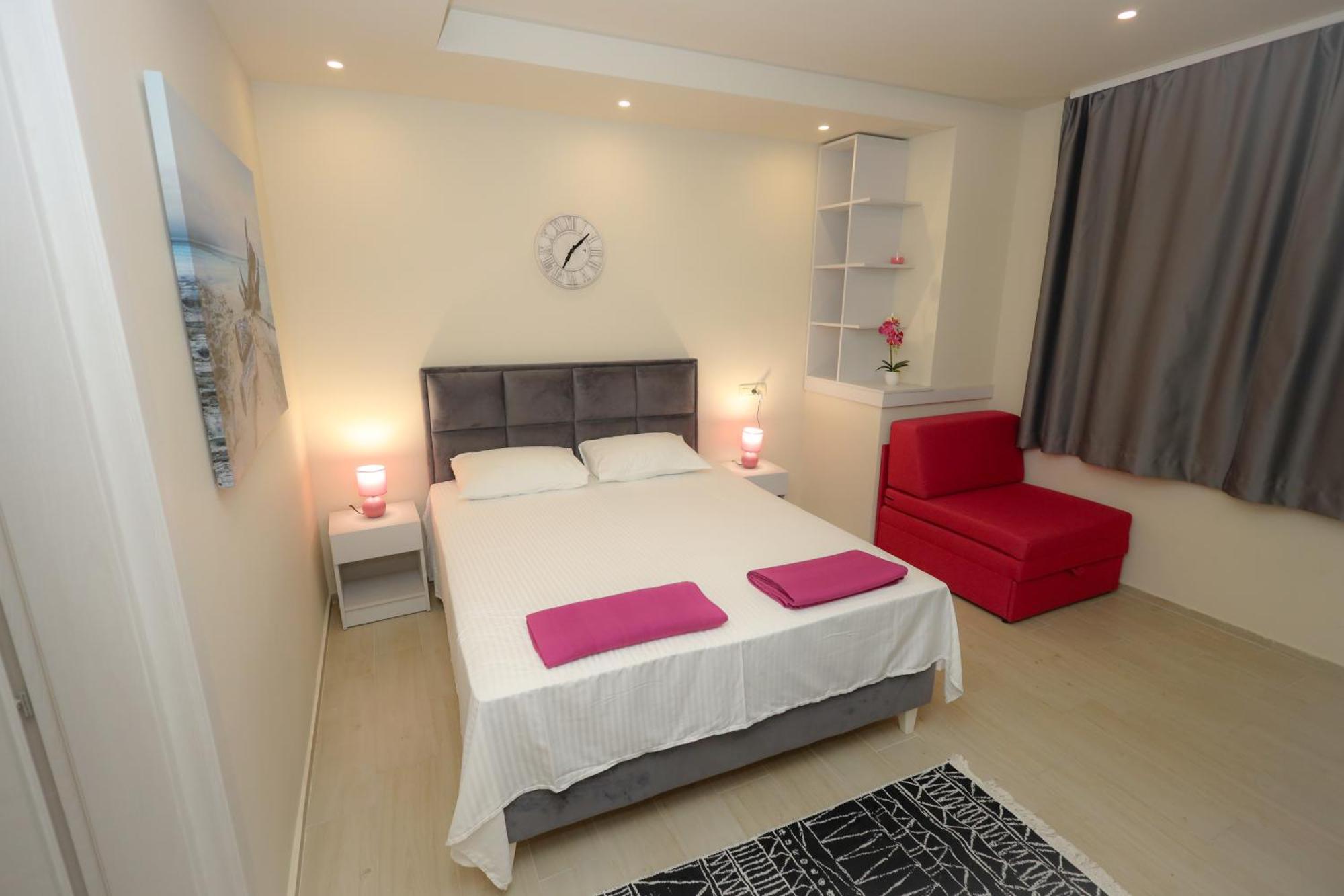 Apartments Milanovic Херцег-Нови Номер фото