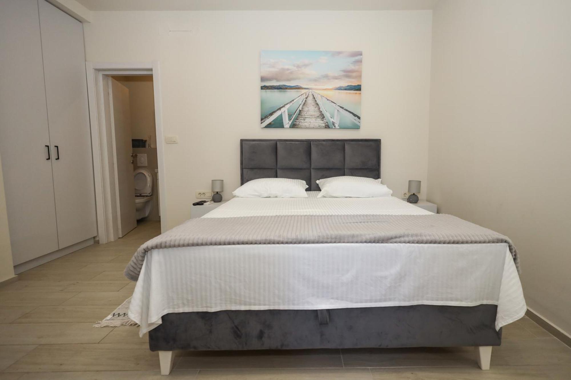 Apartments Milanovic Херцег-Нови Номер фото